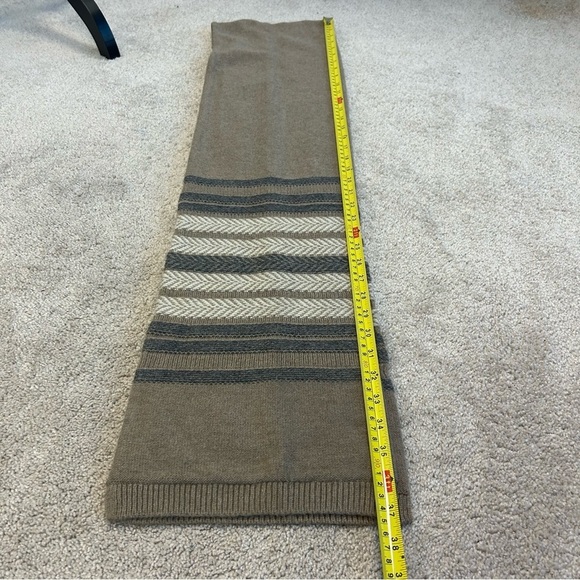 BANANA Republic tan brown gray cream striped warm fall winter knit scarf - Picture 4 of 6